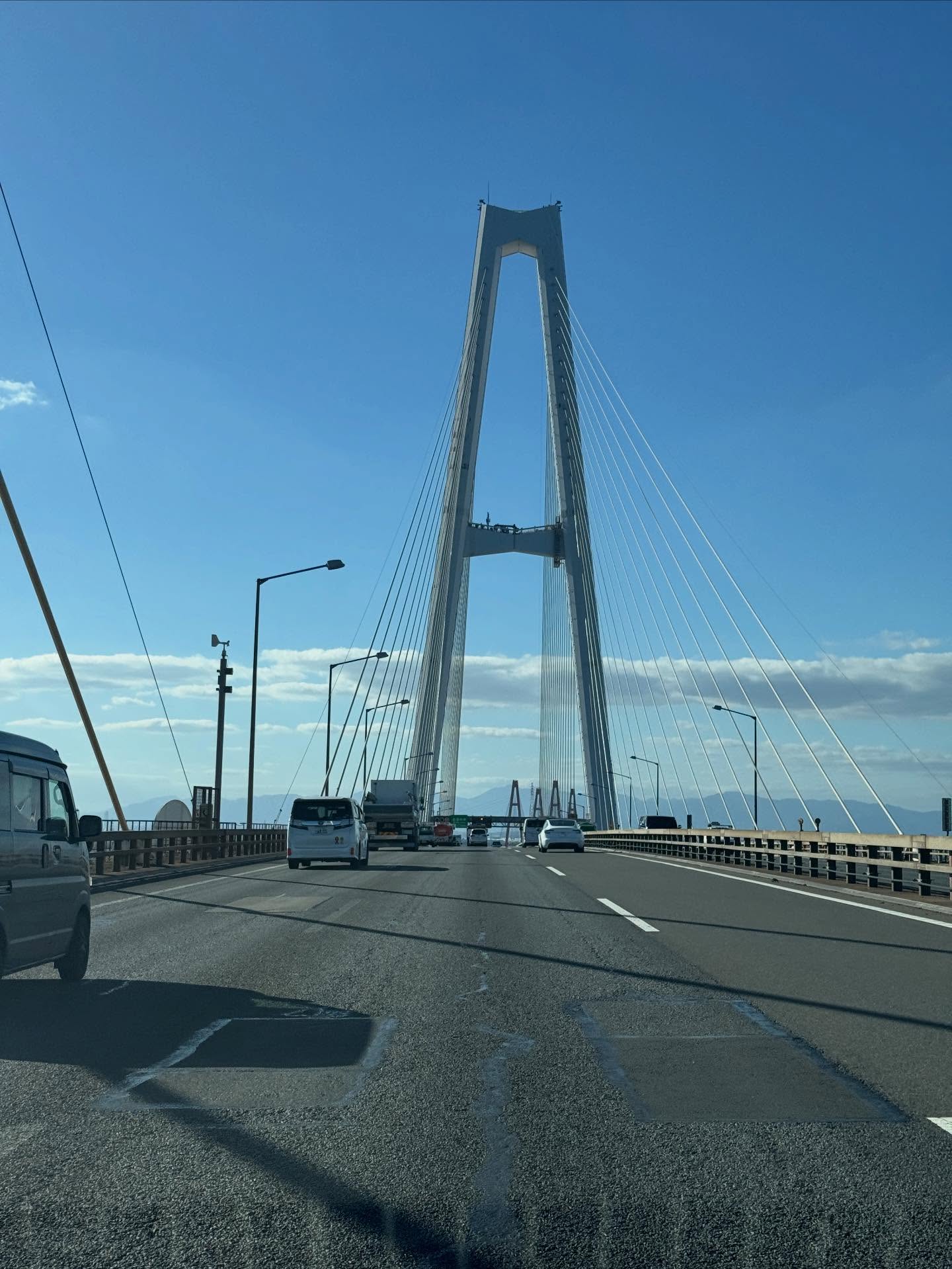 岡崎市にて11時スタート😳の本番を終え、発表会リハの為大阪市内へ🚗
たまには忙しいのもええもんだ。