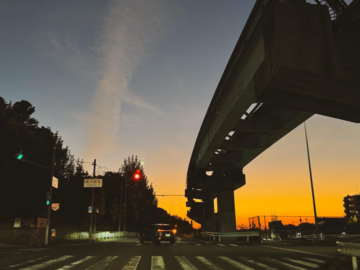 大阪-愛知、2往復目@３連休。
本日は豊田市へ、まだ暗い時間に出立。
289,000km走破済みの相棒の故郷ね。